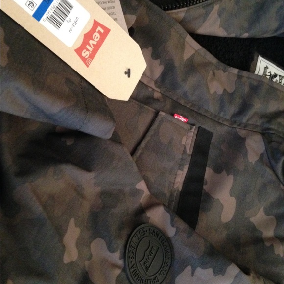 Levi's parka coat camo new size XL - Picture 3 of 6
